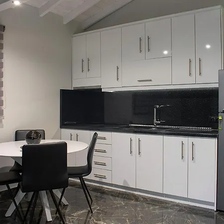 Stamos Apartments And Studios Vourvourou Room photo