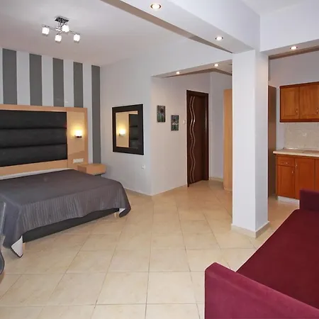 Stamos Apartments And Studios Vourvourou Room photo